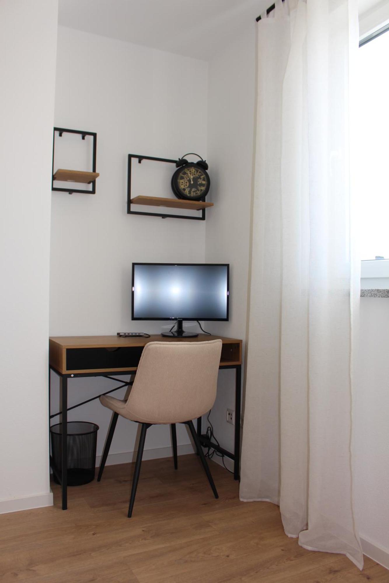 Ada4, Apartment Mit Kueche, Badewanne, Balkon, Terrasse, Parkplatz Am Haus, Ruhig Gelegen Kulmbach Exterior foto