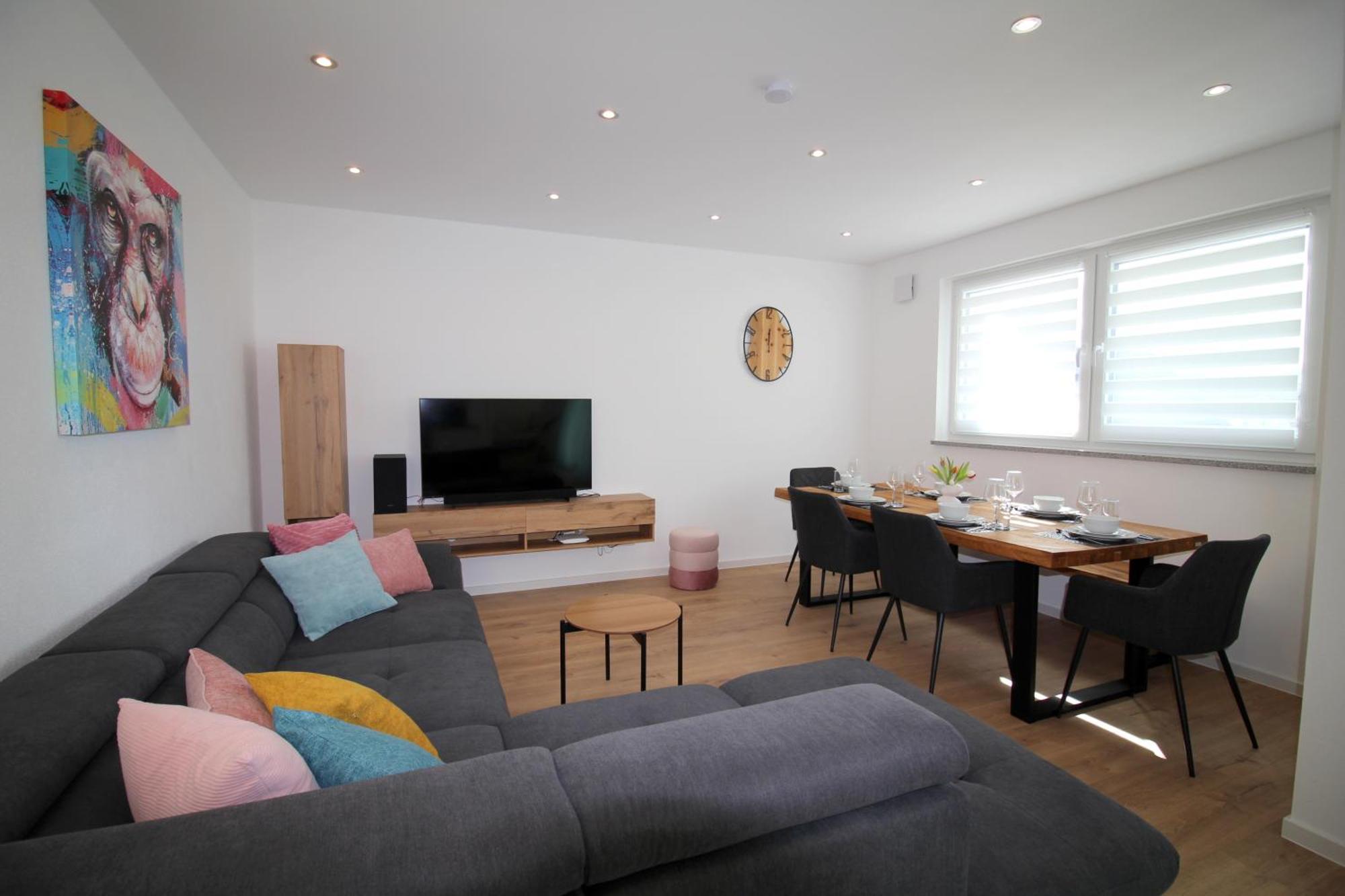 Ada4, Apartment Mit Kueche, Badewanne, Balkon, Terrasse, Parkplatz Am Haus, Ruhig Gelegen Kulmbach Exterior foto