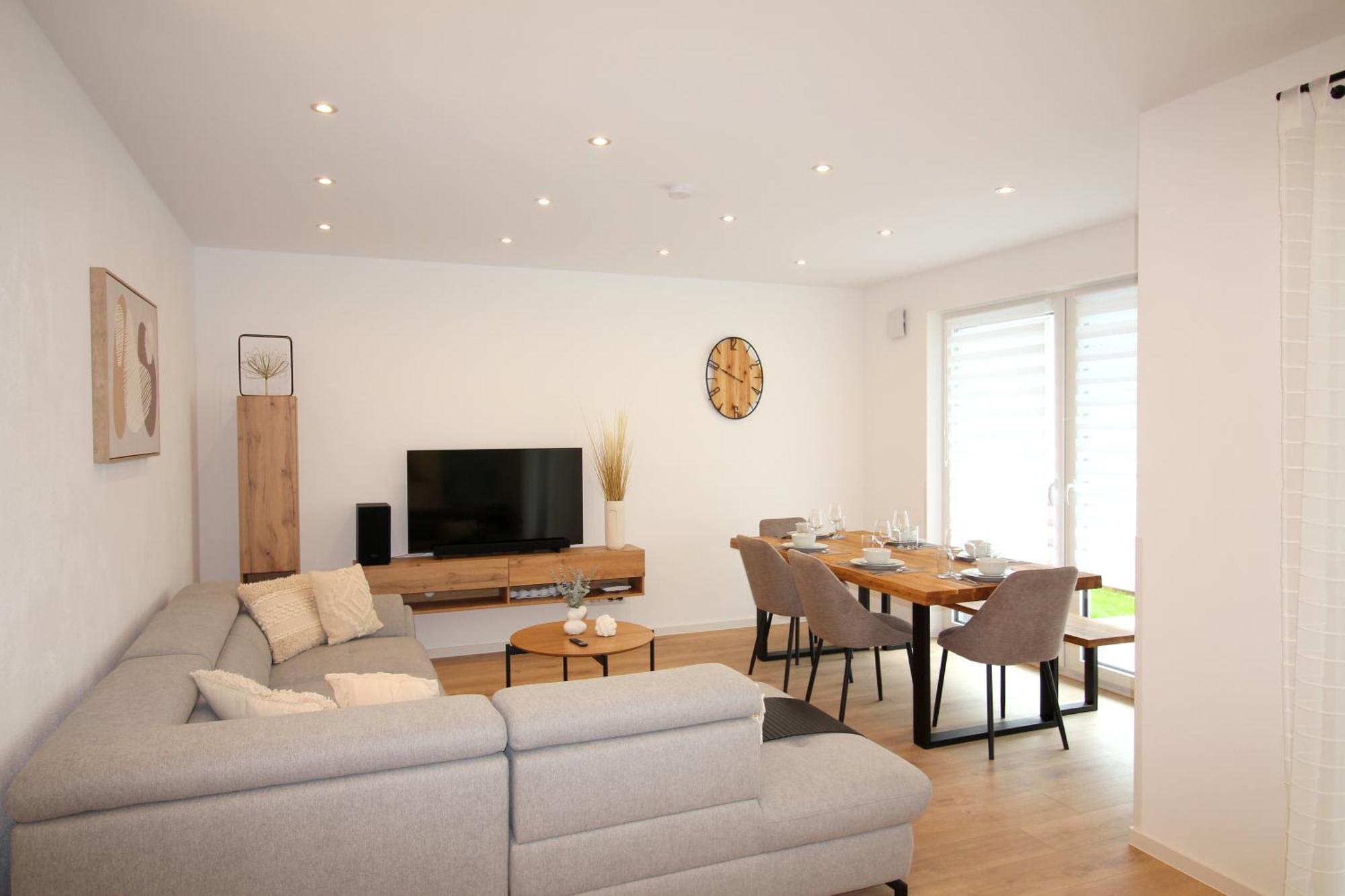Ada4, Apartment Mit Kueche, Badewanne, Balkon, Terrasse, Parkplatz Am Haus, Ruhig Gelegen Kulmbach Exterior foto