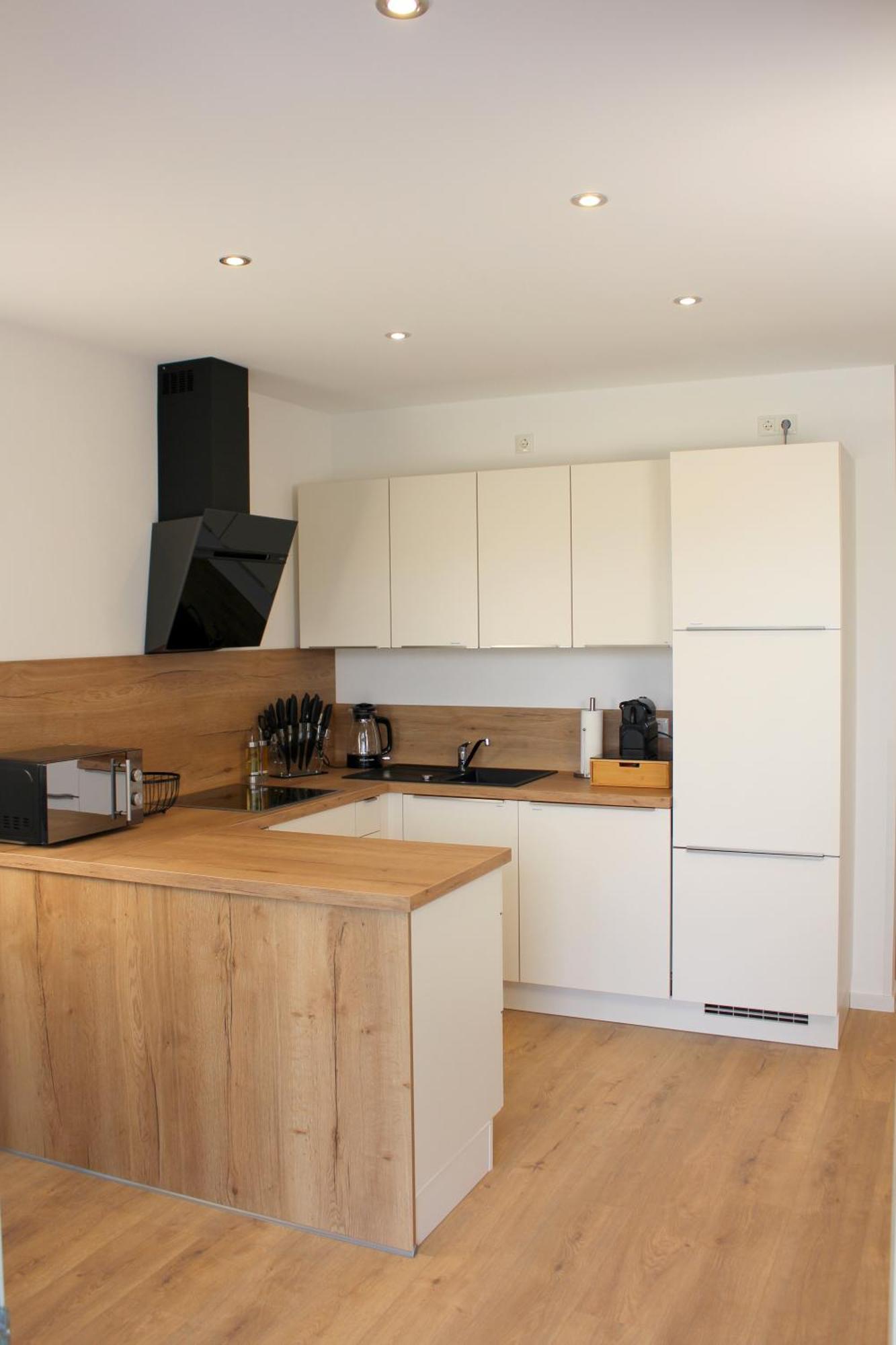 Ada4, Apartment Mit Kueche, Badewanne, Balkon, Terrasse, Parkplatz Am Haus, Ruhig Gelegen Kulmbach Exterior foto