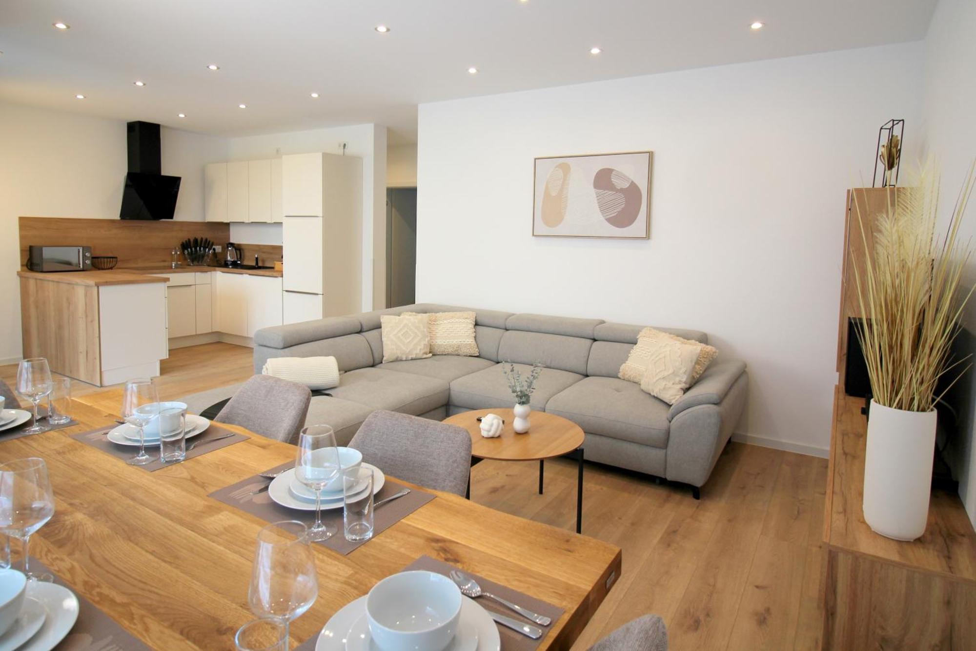 Ada4, Apartment Mit Kueche, Badewanne, Balkon, Terrasse, Parkplatz Am Haus, Ruhig Gelegen Kulmbach Exterior foto