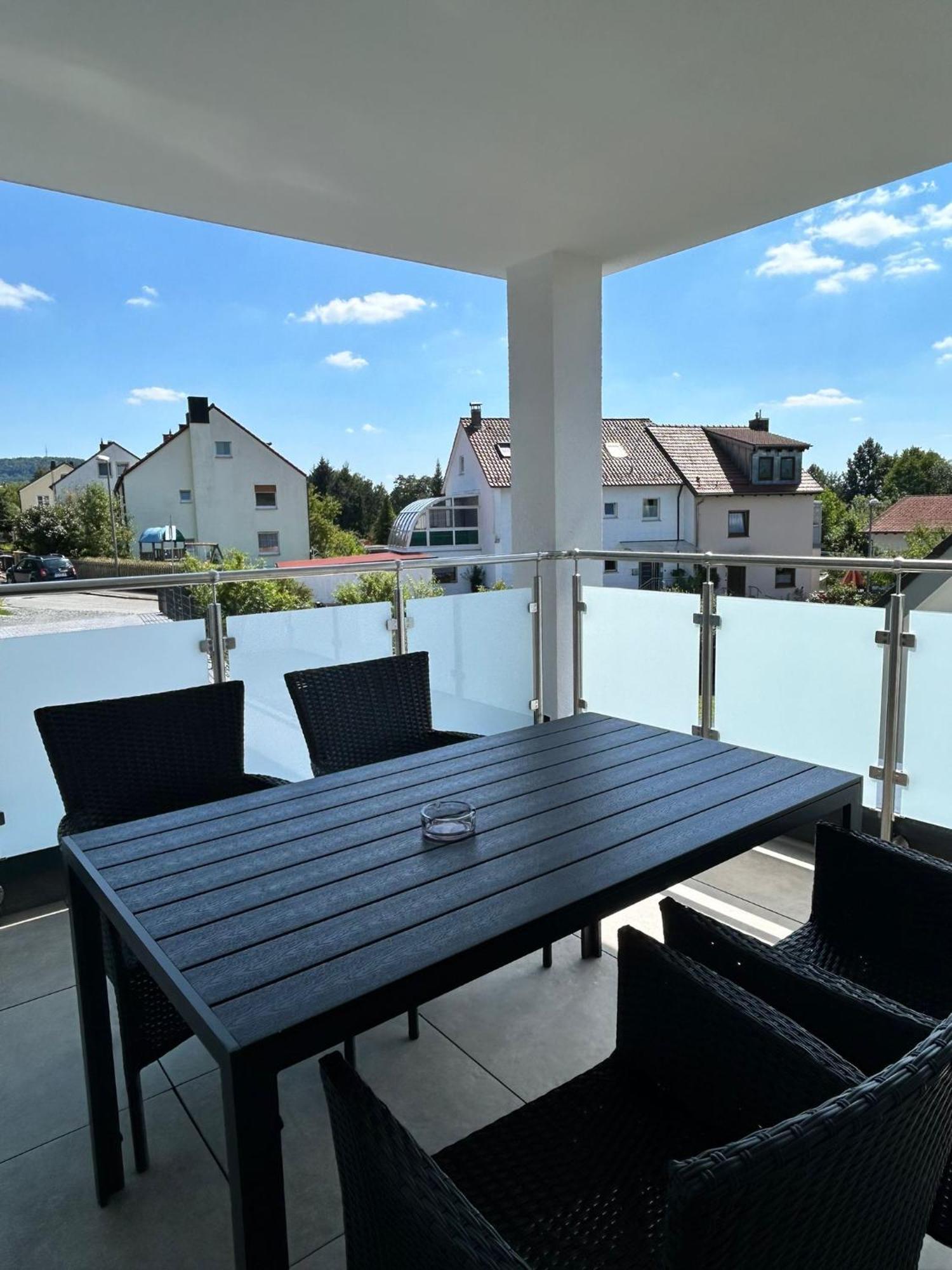 Ada4, Apartment Mit Kueche, Badewanne, Balkon, Terrasse, Parkplatz Am Haus, Ruhig Gelegen Kulmbach Exterior foto